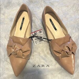 NEW Zara Women's Nude Patent Bow Flats, 38/ US 7.5